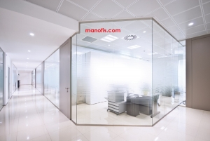 glass partition prices man office